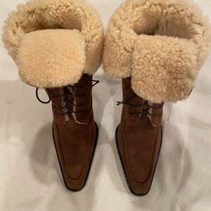 Ralph Lauren laced up suede booties with real fur hill 4,5 inch size 10